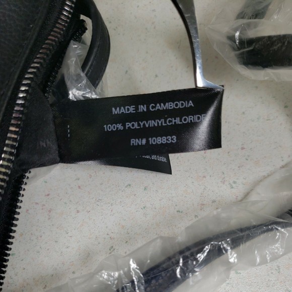 Kenneth Cole Gabriella Mini Crossbody 8” X 7” Zipper Top Pouch Snap Pouch Black - Picture 7 of 12